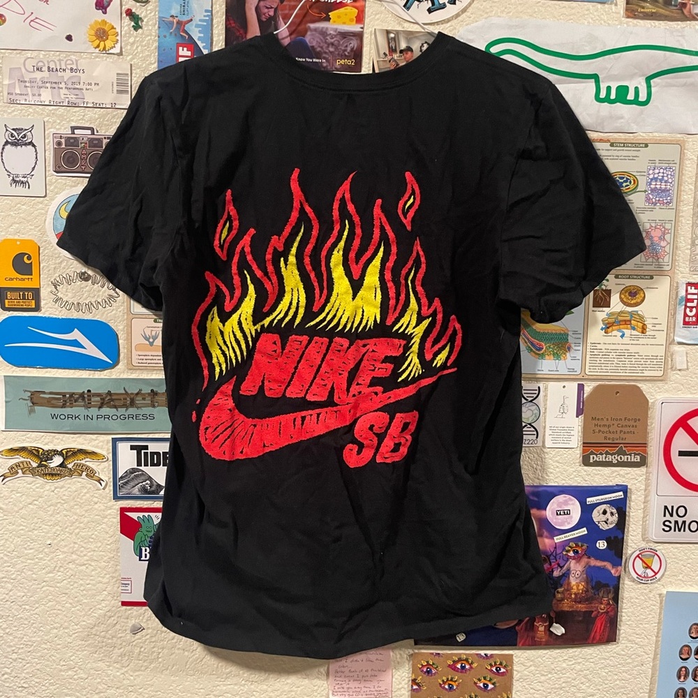 Nike SB Flame Shirt